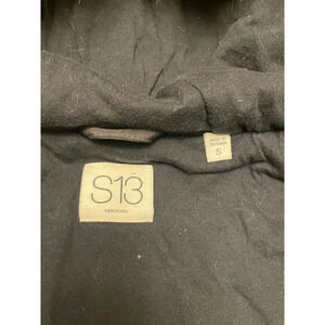 S13 New York Black Womens heavy Coat size small Pockets Hood Puffer